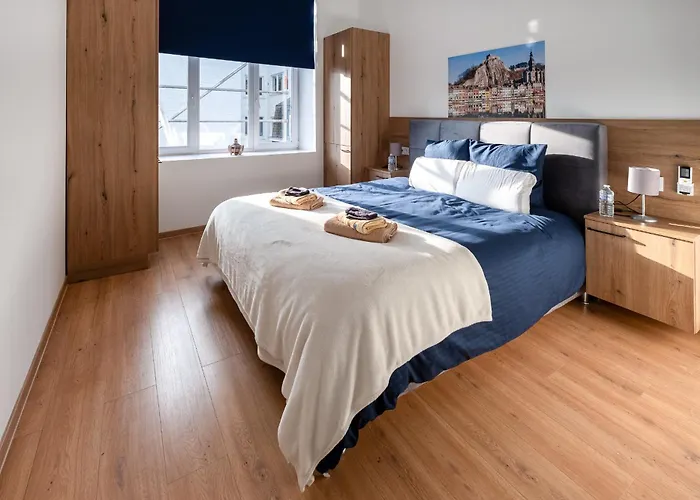 Nomad Apartments - Vue Collegiale