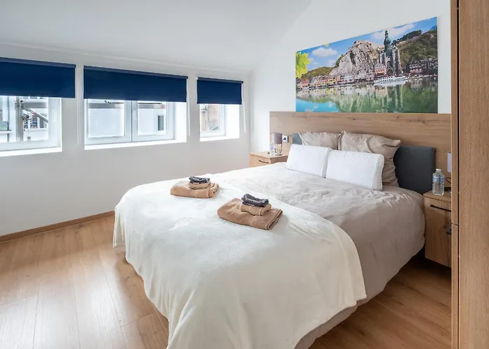 Nomad Apartments - Vue Collegiale
