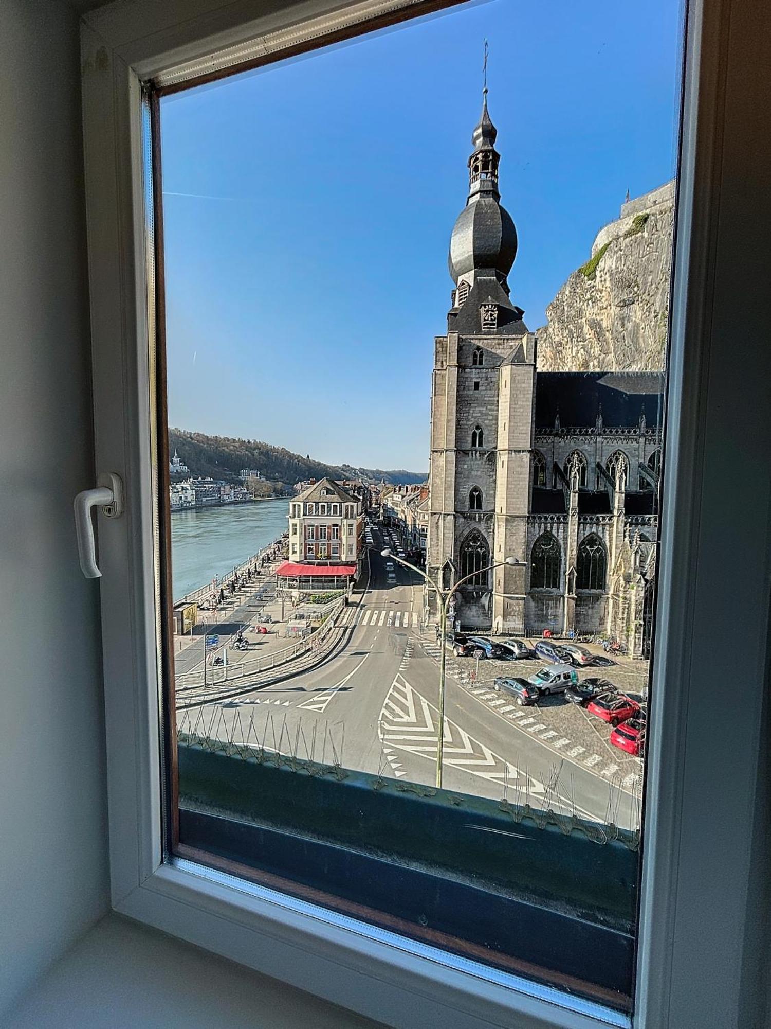 Nomad - Vue Collegiale Apartment Dinant